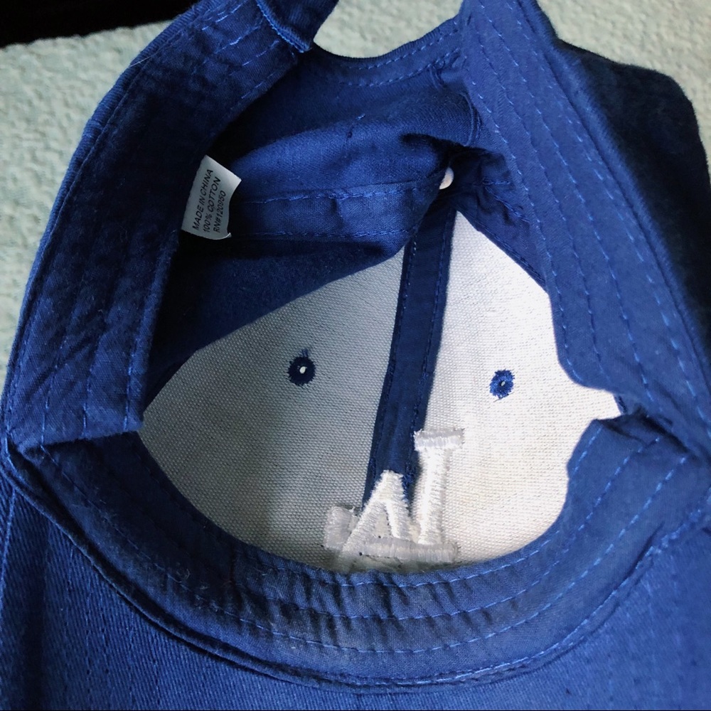 dodger hat - Picture 3 of 4